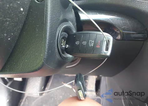 2015 Kia Sorento Lx из США, поврежденный, VIN 5XYKTCA67FG592259